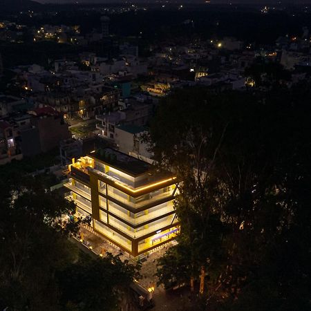 The Hosteller Dehradun Bagian luar foto