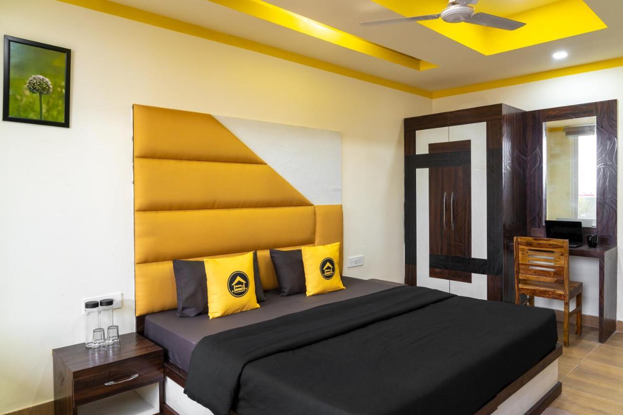 The Hosteller Dehradun Bagian luar foto