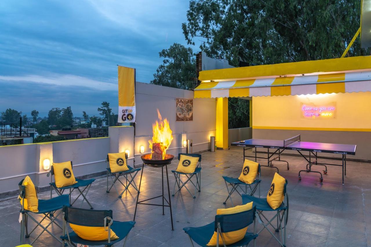 The Hosteller Dehradun Bagian luar foto