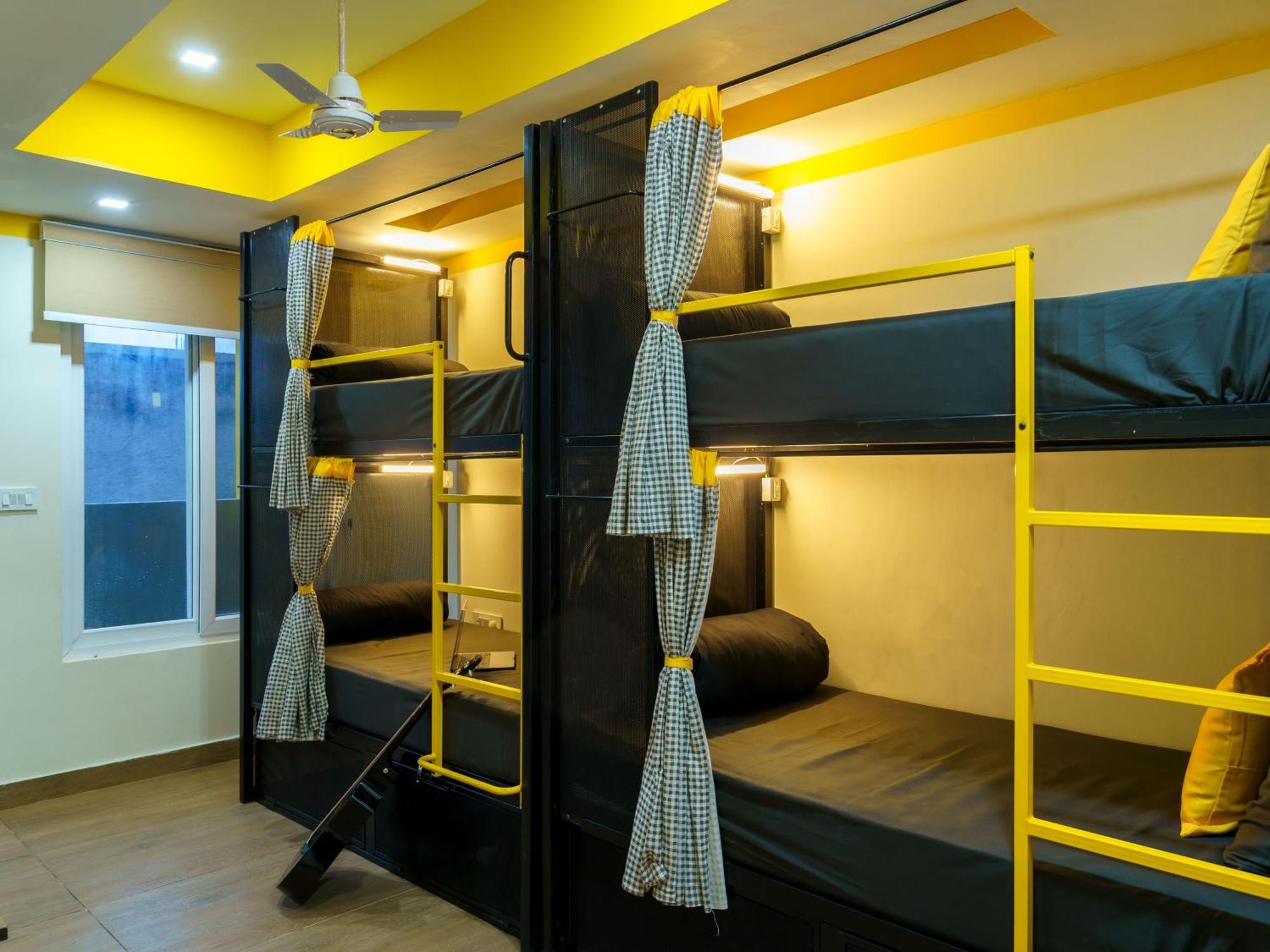 The Hosteller Dehradun Bagian luar foto